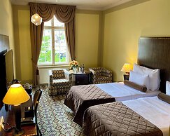 Grandezza Hotel Luxury Palace