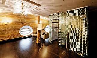 Grandezza Hotel Luxury Palace