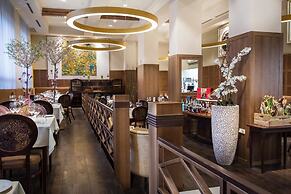 Grandezza Hotel Luxury Palace