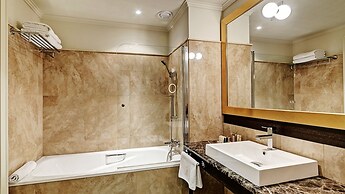Grandezza Hotel Luxury Palace
