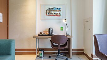 Athos Bulcão Hplus Executive