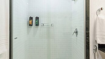 Athos Bulcão Hplus Executive