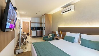 Athos Bulcão Hplus Executive