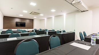 Athos Bulcão Hplus Executive