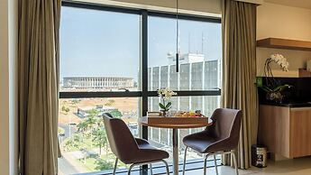 Athos Bulcão Hplus Executive