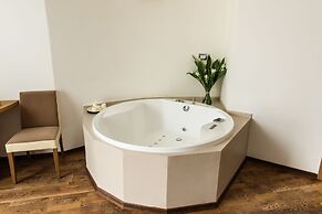 Aqua Montis Resort & Spa