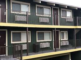 Lombard Plaza Motel