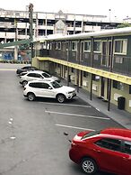 Lombard Plaza Motel