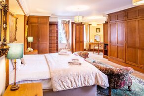 Dalmunzie Castle Hotel