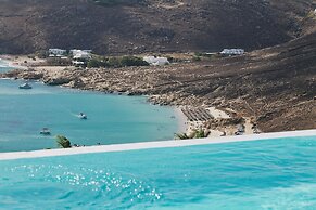Myconian Utopia Relais & Chateaux