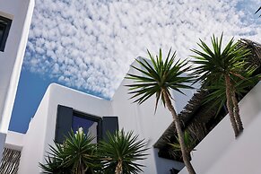 Myconian Utopia Relais & Chateaux
