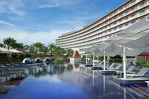 Hilton Okinawa Chatan Resort