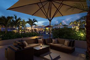 Hilton Okinawa Chatan Resort