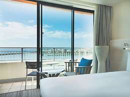 Hilton Okinawa Chatan Resort