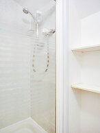 OYO Godolphin Arms Hotel