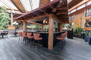 Prestige Vernon Lodge and Conference Centre