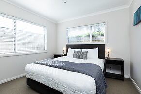 Beach Street Motel Apartments