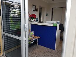 Beach Street Motel Apartments