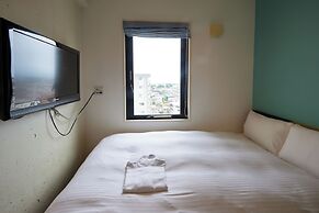 8Hotel
