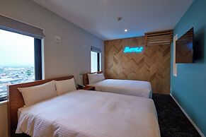 8Hotel
