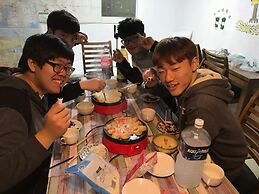 IM Guest House - Hostel