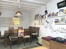 IM Guest House - Hostel