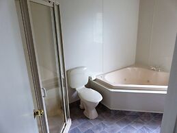 Admirals Motor Lodge