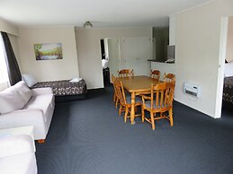 Admirals Motor Lodge