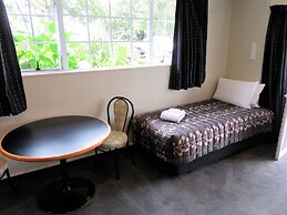 Admirals Motor Lodge