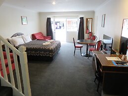 Admirals Motor Lodge