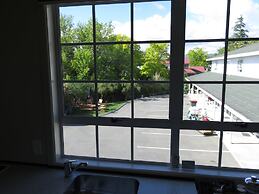 Admirals Motor Lodge