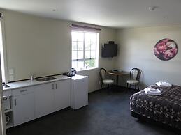 Admirals Motor Lodge