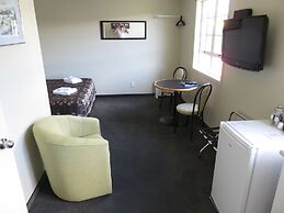 Admirals Motor Lodge