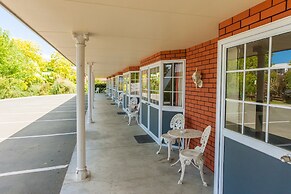 Admirals Motor Lodge