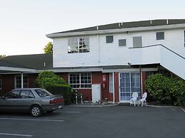 Admirals Motor Lodge