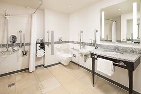 Hampton by Hilton London Gatwick Airport