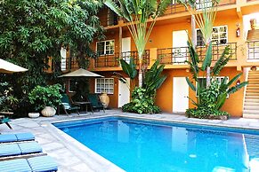 The Bungalows Hotel