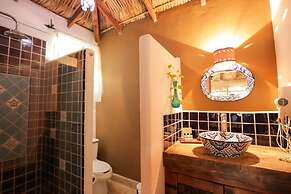 The Bungalows Hotel