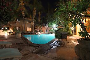 The Bungalows Hotel