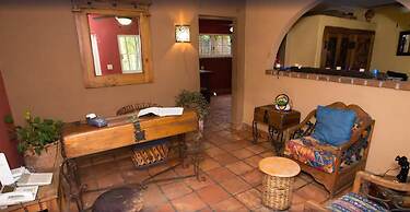 The Bungalows Hotel