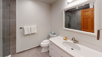 Stoney Creek Lagoon - Whistler Premier