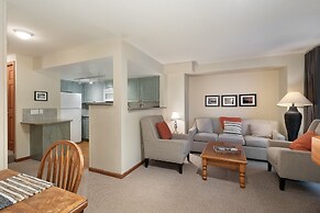 Stoney Creek Lagoon - Whistler Premier