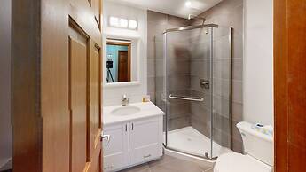 Stoney Creek Lagoon - Whistler Premier