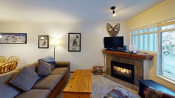 Stoney Creek Lagoon - Whistler Premier