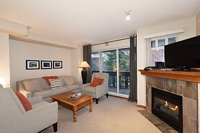 Stoney Creek Lagoon - Whistler Premier