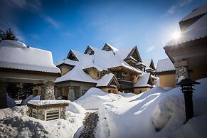 Stoney Creek Lagoon - Whistler Premier
