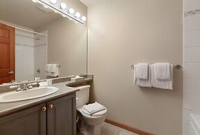 Stoney Creek Lagoon - Whistler Premier