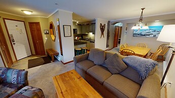 Stoney Creek Lagoon - Whistler Premier