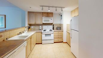 Stoney Creek Lagoon - Whistler Premier