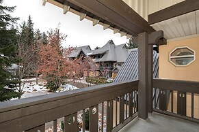 Stoney Creek Lagoon - Whistler Premier